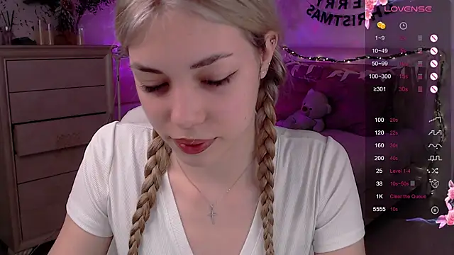 Leila Vanilla online show from 01-08-26, 02:50