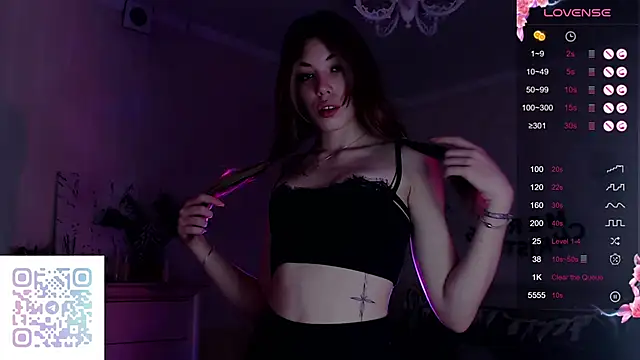 Leila Vanilla online show from 12-19-25, 01:42