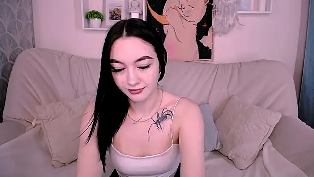 Snapshot of MonicaTess chatting on 09-21-25, 04:17 MonicaTess online show from 09-21-25, 04:17