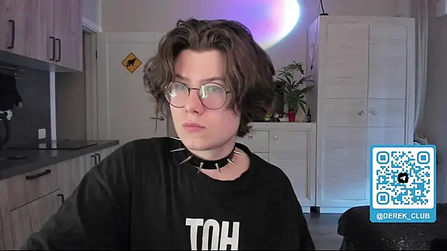 Derek Shameless online show from 08-04-26, 02:32
