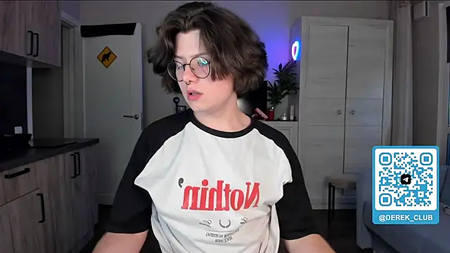 Derek Shameless online show from 06-07-26, 07:41