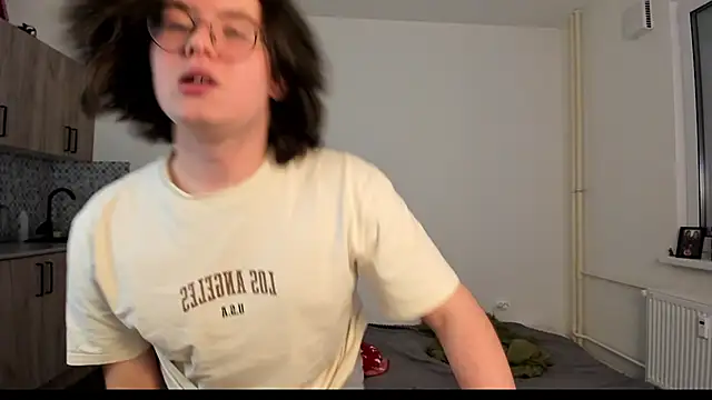 Snapshot of Derek_Shameless chatting on 02-11-26, 03:12 Derek Shameless online show from 02-11-26, 03:12