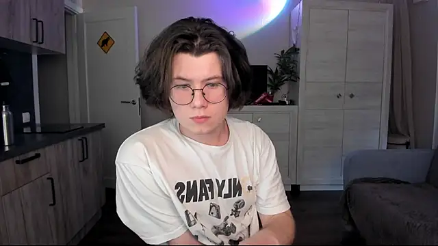 Derek Shameless online show from 06-25-26, 06:24