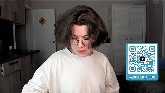Derek Shameless online show from 05-10-26, 06:32