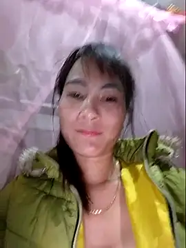 Yumyum kiw online show from 11-23-25, 02:05