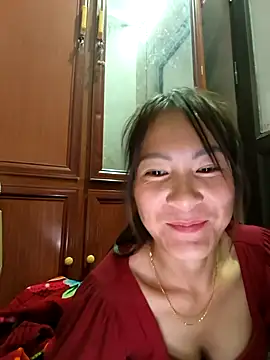 Yumyum kiw online show from 11-14-25, 09:18