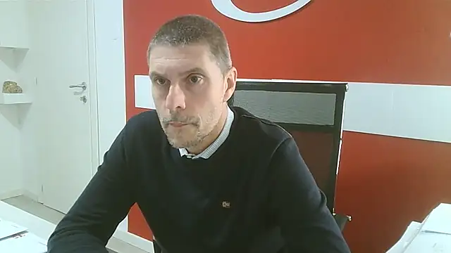max79ve31 online show from 03-12-26, 05:17