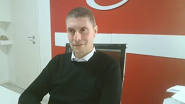 max79ve31 online show from 03-06-26, 01:39