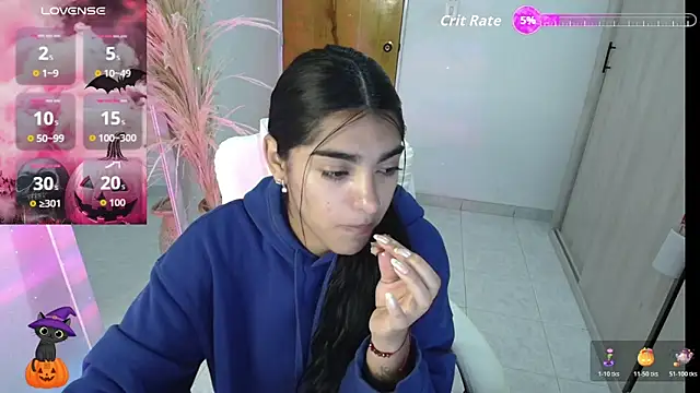 Snapshot of amarasilk_ chatting on 10-22-25, 10:36 amarasilk online show from 10-22-25, 10:36