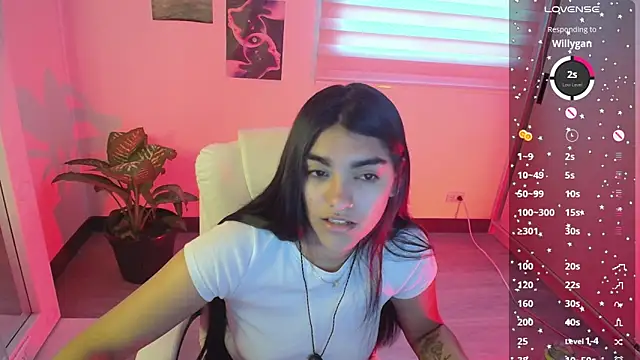 Snapshot of amarasilk_ chatting on 05-19-26, 10:17 amarasilk online show from 05-19-26, 10:17