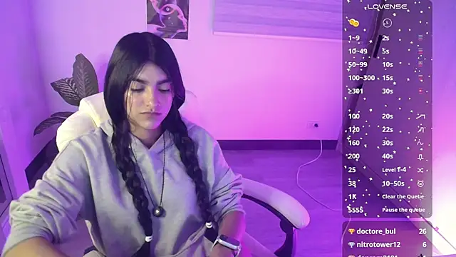Snapshot of amarasilk_ chatting on 06-11-26, 02:53 amarasilk online show from 06-11-26, 02:53