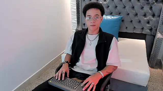 MARSHALL SPENCER online show from 11-27-25, 01:11