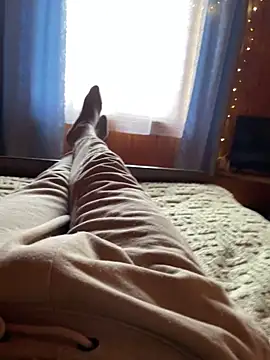 Snapshot of Klark_ chatting on 11-04-25, 01:59 Klark online show from 11-04-25, 01:59