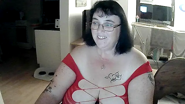 Snapshot of Minou1610 chatting on 10-08-25, 06:30 Minou1610 online show from 10-08-25, 06:30
