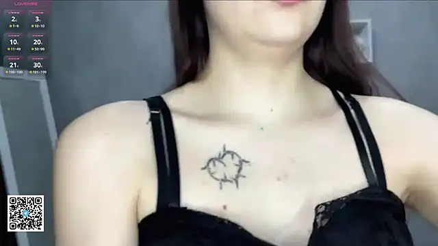 RinaMirinda online show from 11-14-25, 02:10