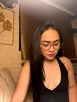 yourdevilsweettsx online show from 11-08-25, 09:46