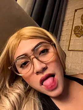 yourdevilsweettsx online show from 11-06-25, 11:58