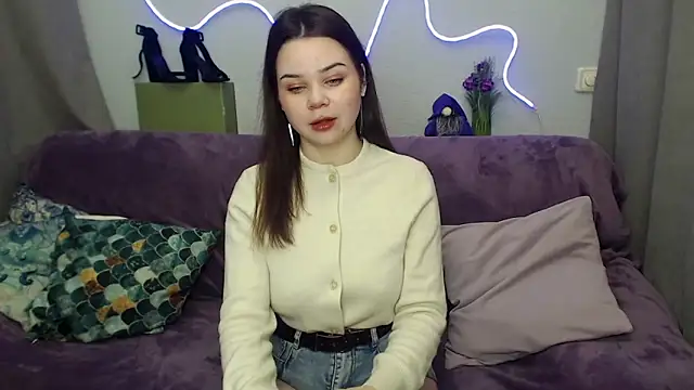 GloriyaDre online show from 12-20-25, 05:43