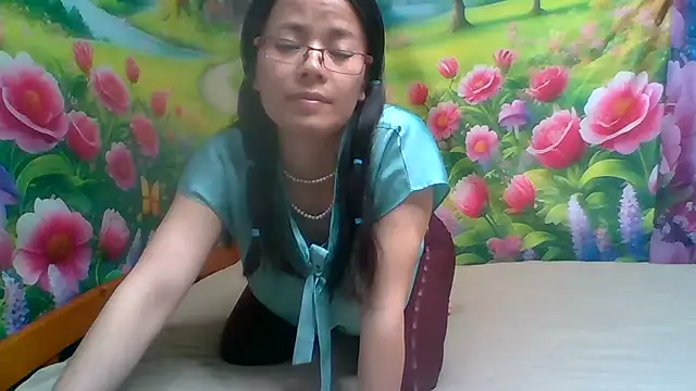 Snapshot of sweethanajapanese chatting on 06-07-26, 06:57 sweethanajapanese online show from 06-07-26, 06:57