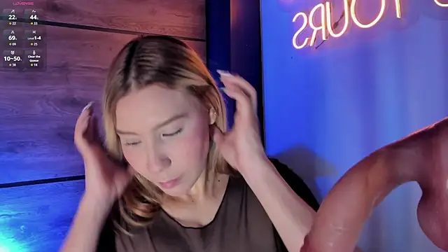 alyamonroe online show from 11-21-25, 10:36