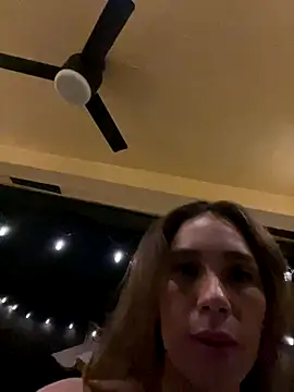 Snapshot of emmablog chatting on 09-28-25, 03:35 emmablog online show from 09-28-25, 03:35