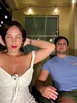 Snapshot of emmablog chatting on 10-21-25, 12:54 emmablog online show from 10-21-25, 12:54