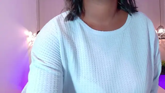 Snapshot of NaiaraMasson_ chatting on 10-20-25, 12:49 NaiaraMasson online show from 10-20-25, 12:49