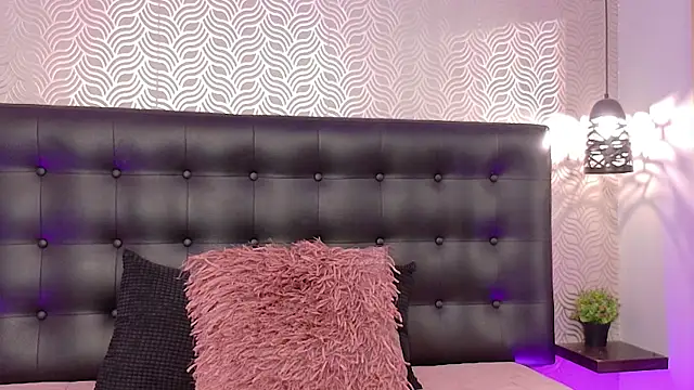 Snapshot of NaiaraMasson_ chatting on 07-10-26, 11:54 NaiaraMasson online show from 07-10-26, 11:54