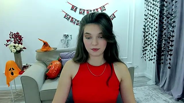 DivineAmour online show from 10-29-25, 05:06