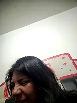 kinky momm online show from 11-04-25, 01:26