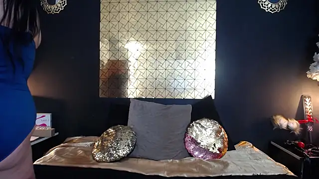 kinky momm online show from 04-20-26, 03:35