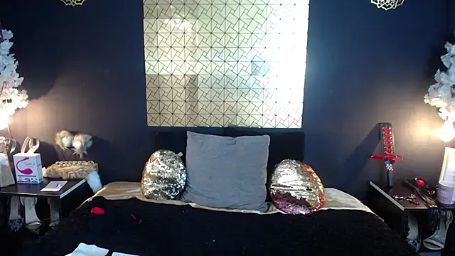 kinky momm online show from 04-28-26, 04:22