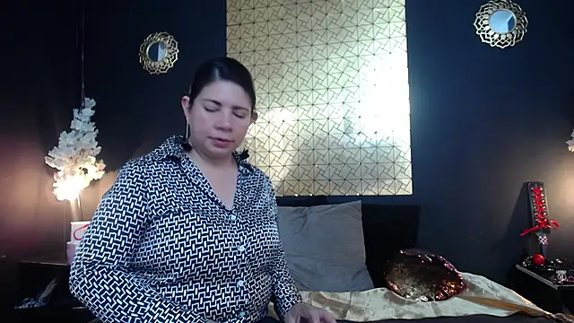 kinky momm online show from 04-07-26, 03:47