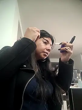 kinky momm online show from 10-03-25, 01:34