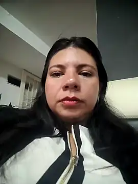 kinky momm online show from 01-14-26, 04:10