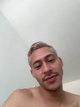 Boy hot- online show from 03-05-26, 03:08