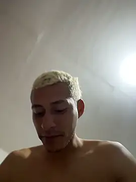 Boy hot- online show from 04-04-26, 05:58