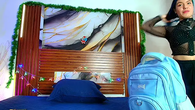 Evelin thompsson online show from 12-03-25, 03:07