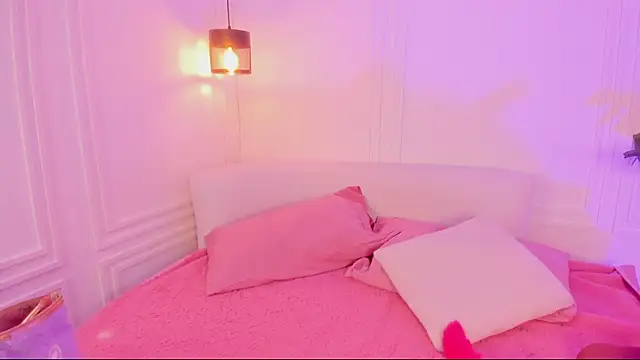 Snapshot of Dafne_Hillss chatting on 02-27-26, 11:54 Dafne Hillss online show from 02-27-26, 11:54