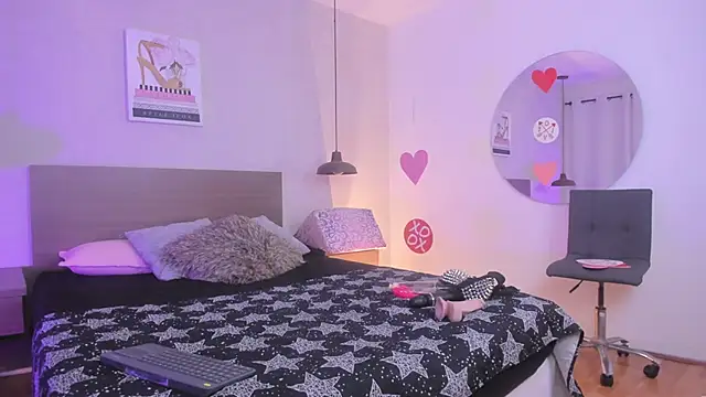 Katyrousee online show from 02-18-26, 07:10