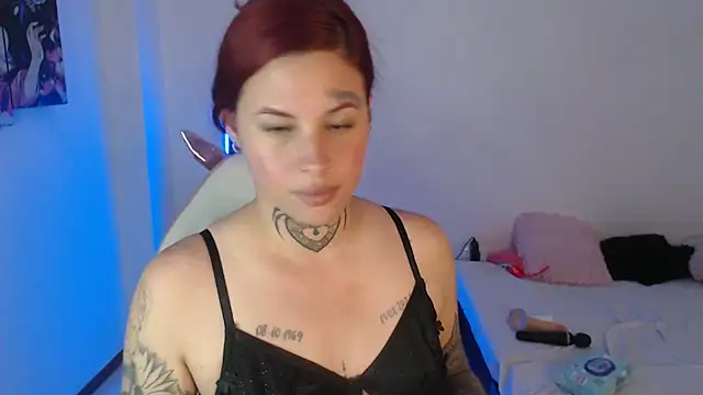 Maddy Vicius19 online show from 10-15-25, 08:28