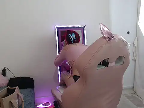 Maddy Vicius19 online show from 09-21-25, 08:14