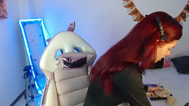 Maddy Vicius19 online show from 10-27-25, 10:11