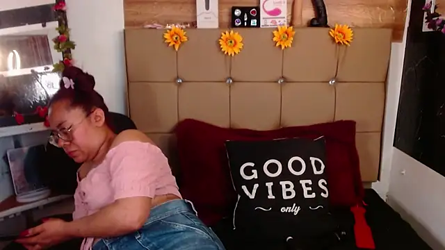 MIA  SPENCER online show from 11-19-25, 06:30