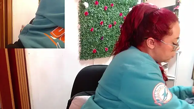 MIA  SPENCER online show from 09-13-25, 01:44