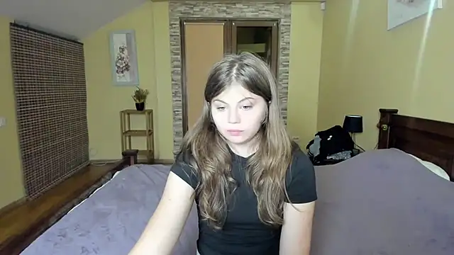 Snapshot of Lilly_Jess chatting on 09-16-25, 06:20 Lilly Jess online show from 09-16-25, 06:20