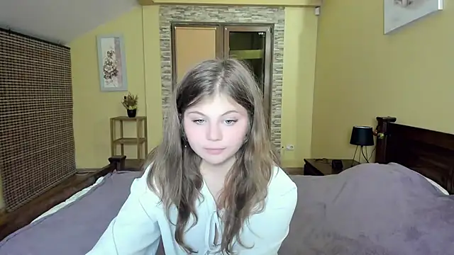 Snapshot of Lilly_Jess chatting on 09-14-25, 06:30 Lilly Jess online show from 09-14-25, 06:30