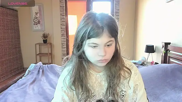 Snapshot of Lilly_Jess chatting on 10-19-25, 07:44 Lilly Jess online show from 10-19-25, 07:44