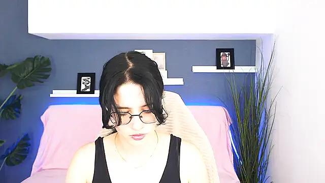 Charming Mysteriousss online show from 10-13-25, 12:40