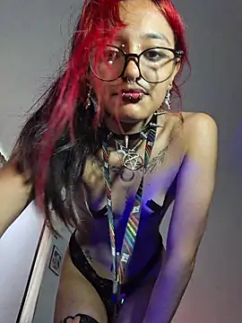 carolinerue online show from 02-28-26, 07:46